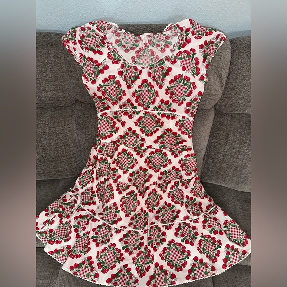 VINTAGE 70s Pluckily Mary Robe - Strawberries🍓 & Cherries 🍒 - Picture 6 of 11